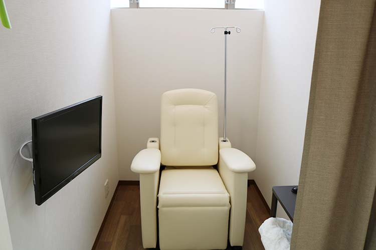 処置室のベッド